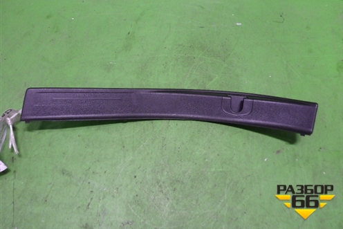 Накладка порога внутренняя заднего правого для Subaru Legacy Outback (B14) с 2009-2014г (Легаси Аутбек)