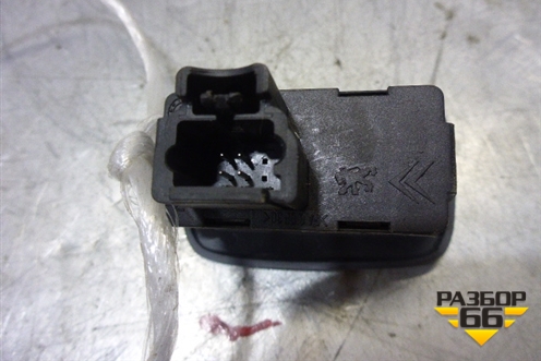 Кнопка стеклоподъёмника (96515962ZF) для Citroen C5 с 2005-2008г (С5)