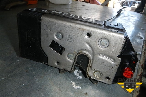 Замок двери задней правой для Opel Meriva с 2003-2010г