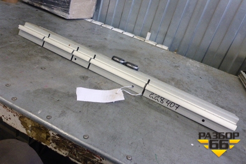 Кронштейн (пола багажника) для BMW X6 E71 с 2008-2014г (Х6 Е71)