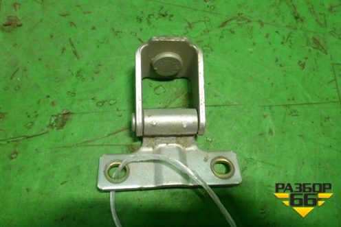 Петля двери багажника (MR959489) для Mitsubishi Colt с 2004г