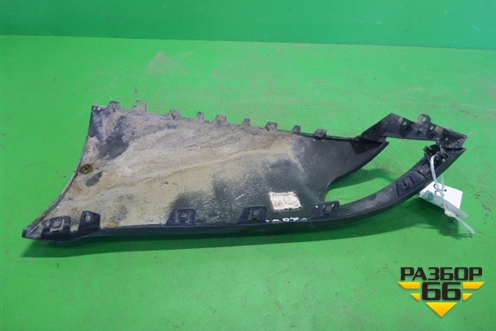 Накладка заднего бампера левая (под парктроник) (LR045187) для Land Rover Range Rover Sport с 2013-2022г
