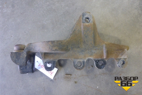 Кронштейн кабины (левый) (642617C000) для Hyundai  HD-500 с 2010г