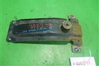 Кронштейн спойлера (правый) для Hyundai  HD-500 с 2010г
