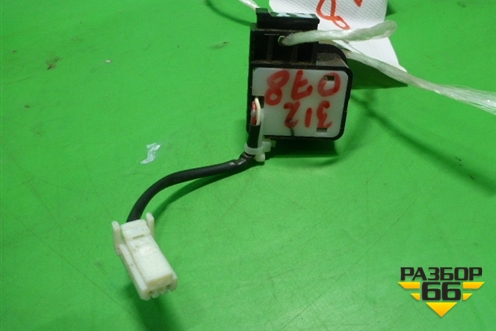 Переключатель рулевой колонки для Lexus RX 300/330/350 с 2003-2009г (РХ) Переключатель рулевой колонки для Lexus RX 300/330/350 с 2003-2009г (РХ)