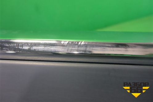 Накладка двери передней правой (после 2012г не крашеная) (8R0853960L) для Audi Q5 c 2008-2017г (Ку 5)