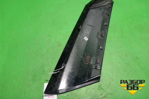 Накладка стойки (задней левой) (LR048078) для Land Rover Range Rover 4 с 2013-2022г