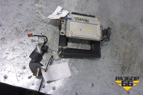 Блок управления двигателем (в сборе с замком зажигания) (SW9658845480) для Citroen C5 с 2005-2008г (С5)