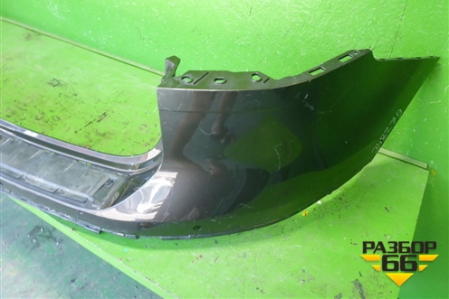 Бампер задний (верхняя часть после 2015г под парктроник) (7P6807421D) для Volkswagen Touareg с 2010-2018г (Туарег)