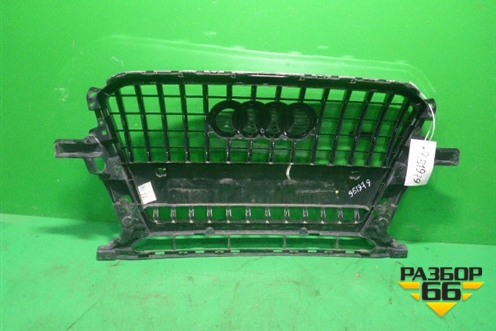 Решетка радиатора (после 2012г под парктроник) (8R0853651R) для Audi Q5 c 2008-2017г (Ку 5)