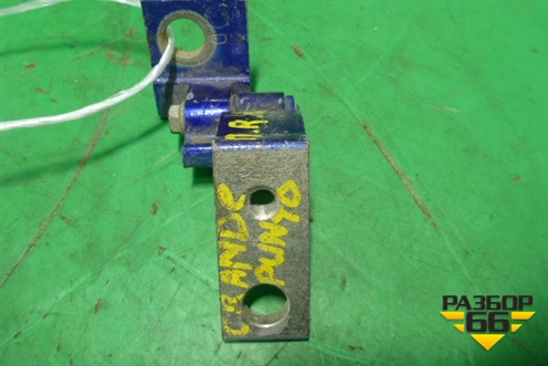 Петля двери задней правой верхняя (517694743) для Fiat Grande Punto с 2005г