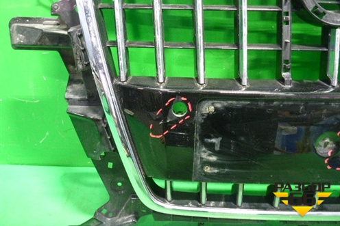 Решетка радиатора (после 2012г под парктроник) (8R0853651R) для Audi Q5 c 2008-2017г (Ку 5)