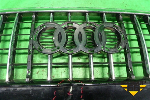 Решетка радиатора (после 2012г под парктроник) (8R0853651R) для Audi Q5 c 2008-2017г (Ку 5)