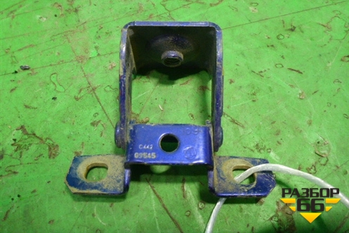 Петля двери багажника (46832829) для Fiat Grande Punto с 2005г