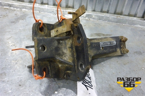 Кронштейн кабины (передний правый в сборе) (85417203058) для MAN TGA 4-Series  с 2000-2008г (ТГА) Кронштейн кабины (передний правый в сборе) (85417203058) для MAN TGA 4-Series  с 2000-2008г (ТГА)