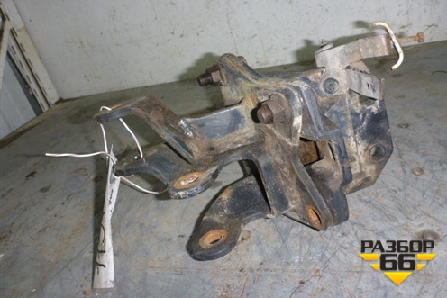 Кронштейн кабины (передний правый в сборе) (85417203058B) для MAN TGA 4-Series  с 2000-2008г (ТГА) Кронштейн кабины (передний правый в сборе) (85417203058B) для MAN TGA 4-Series  с 2000-2008г (ТГА)