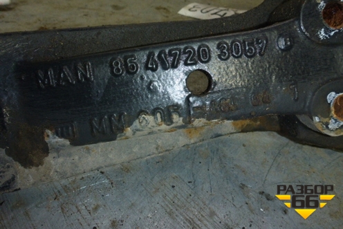 Кронштейн кабины (передний левый в сборе) (85417203057B) для MAN TGA 4-Series  с 2000-2008г (ТГА) Кронштейн кабины (передний левый в сборе) (85417203057B) для MAN TGA 4-Series  с 2000-2008г (ТГА)