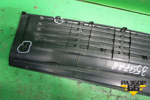 Накладка заднего бампера (до 2012г) (5216260040) для Toyota Land Cruiser (200) с 2008г (Ленд Крузер) Накладка заднего бампера (до 2012г) (5216260040) для Toyota Land Cruiser (200) с 2008г (Ленд Крузер)