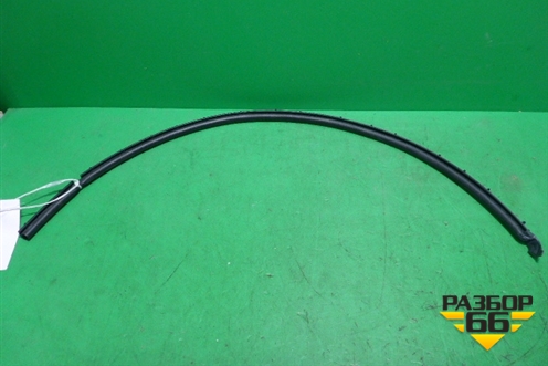 Уплотнитель двери (задней правой на переднее ребро новый) для Citroen DS4 с 2011г (ДС 4)