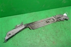 Кронштейн переднего крыла правый (7L6805176D) для Volkswagen Touareg c 2002-2010г