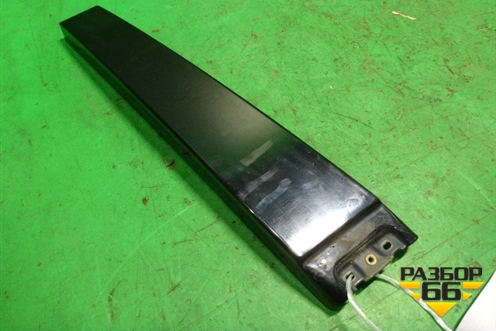 Накладка стойки (центральной правой) для Volkswagen Touareg c 2002-2010г (Туарег)