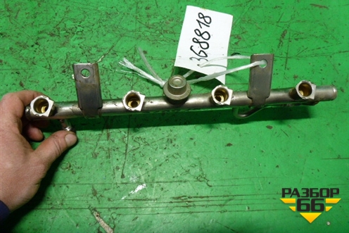 Рейка топливная рампа (1.8л M271952) для Mercedes Benz C-Klass W204 с 2007-2014г (Ц)