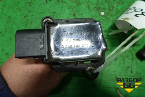 Катушка зажигания (1.8л M271952) (A0001502580) для Mercedes Benz C-Klass W204 с 2007-2014г (Ц)