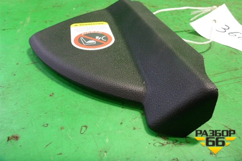Накладка на торпедо (боковая левая) (A2046800278) для Mercedes Benz C-Klass W204 с 2007-2014г (Ц)