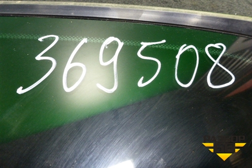 Стекло двери задней левой форточка (седан 2007г) (A2047300155) для Mercedes Benz C-Klass W204 с 2007-2014г (Ц)