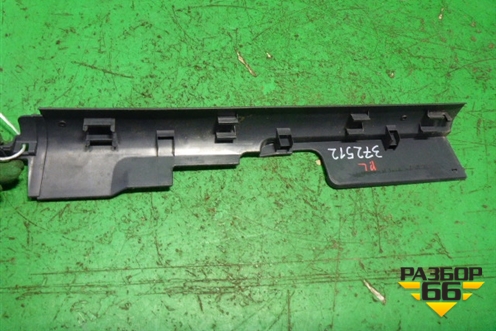 Накладка порога внутренняя переднего левого (MR951651ZZ) для Mitsubishi Colt с 2004г