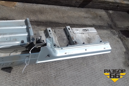 Порог правый для Renault Kangoo с 2003-2007г (Кангу)