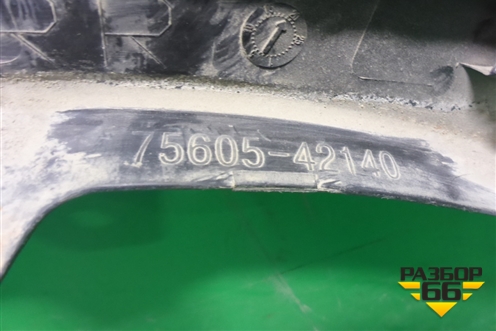Накладка заднего крыла правого (после 2015г) (7560542140) для Toyota Rav-4 с 2012-2019г
