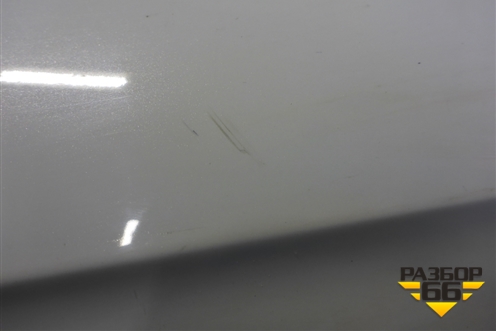 Накладка двери передней правой (после 2012г крашеная) (8R0853960L) для Audi Q5 c 2008-2017г