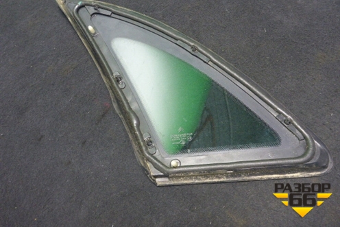 Стекло глухое правое (заднее лифтбек) (8569GJ) для Citroen C5 с 2005-2008г (С5)
