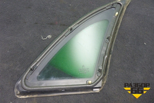 Стекло глухое левое (заднее лифтбек) (8569GK) для Citroen C5 с 2005-2008г (С5)