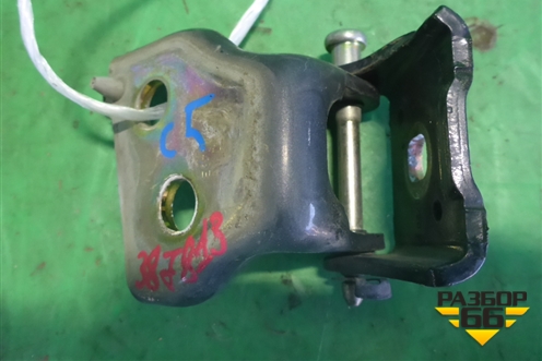 Петля двери передней правой нижняя для Citroen C5 с 2005-2008г (С5)