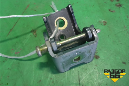 Петля двери задней левой верхняя для Citroen C5 с 2005-2008г (С5)