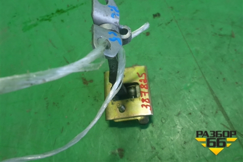 Ограничитель двери передней левой для Citroen C5 с 2005-2008г (С5)