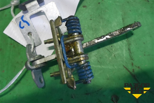 Ограничитель двери задней левой для Citroen C5 с 2005-2008г (С5)