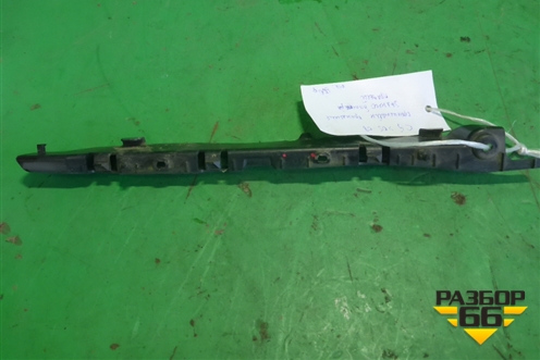 Кронштейн заднего бампера правый (9650474680) для Citroen C5 с 2005-2008г (С5)