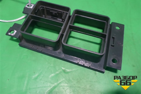 Рамка под кнопки  (3175587) для Volvo TRUCK FM с 2001-2013г (ФМ)