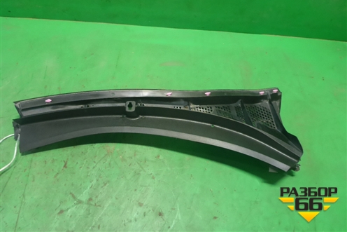 Решетка стеклоочистителей правая (BBM4507R1) для Mazda Mazda 3 (BL) с 2009-2013г