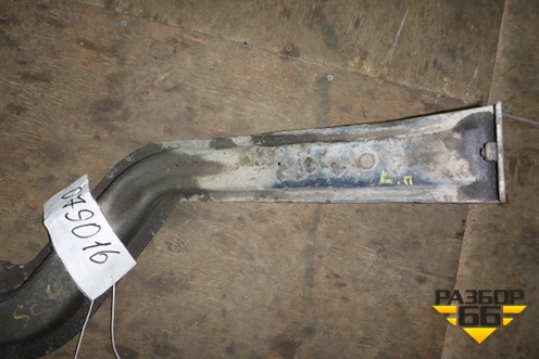 Кронштейн переднего крыла левый для Scania 4 Series с 1995-2005г