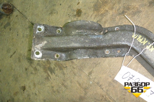 Кронштейн переднего крыла правый для Scania 4 Series с 1995-2005г