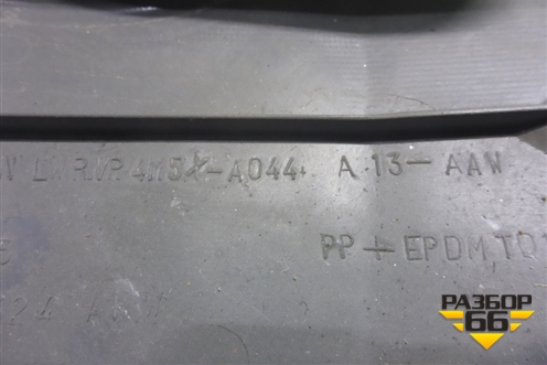 Накладка на торпедо (левая нижняя) (4M5XA044A13AAW) для Ford Focus 2 с 2008-2011г