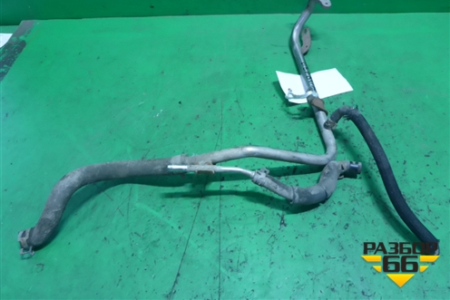 Трубка системы охлаждения (на помпу) для Toyota Corolla (E12) с 2001-2007г (Королла 120) Трубка системы охлаждения (на помпу) для Toyota Corolla (E12) с 2001-2007г (Королла 120)