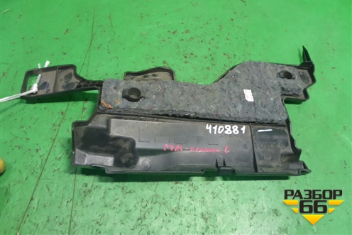 Накладка на торпедо (нижняя левая) (556060D010) для Toyota Yaris с 2005-2011г