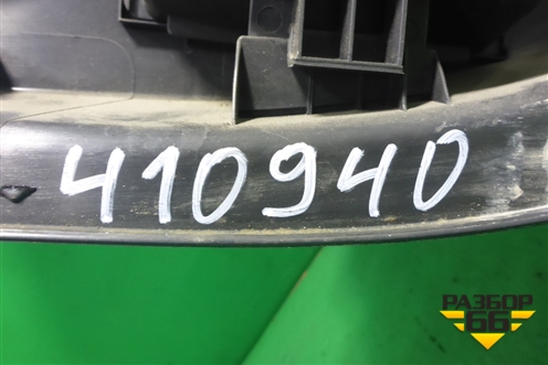 Обшивка двери задней левой под механику (676400D390) для Toyota Yaris с 2005-2011г
