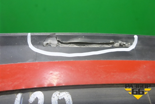 Накладка заднего крыла правого (текстурная) (8U0853818B) для Audi Q3 с 2011-2018г (Ку 3)