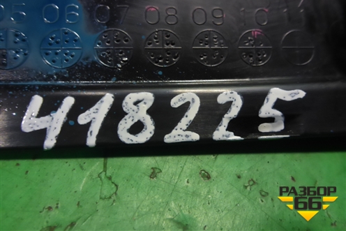 Накладка двери задней правой (уголок) (EG2150M30) для Mazda CX 7 с 2006-2012г